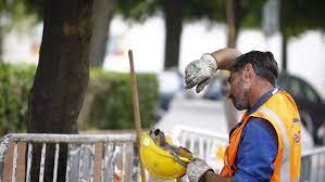 Novedades en la normativa de prevención de riesgos laborales sobre condiciones ambientales en el trabajo al aire libre.
